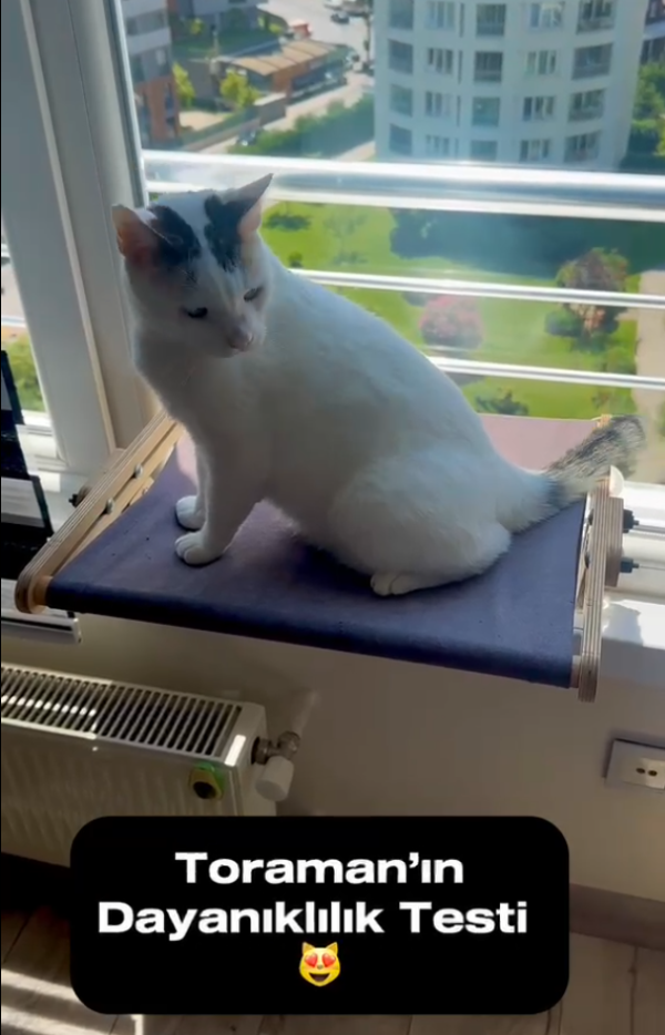 Vantuzlu Ahşap Kedi Yatağı - Kiremit