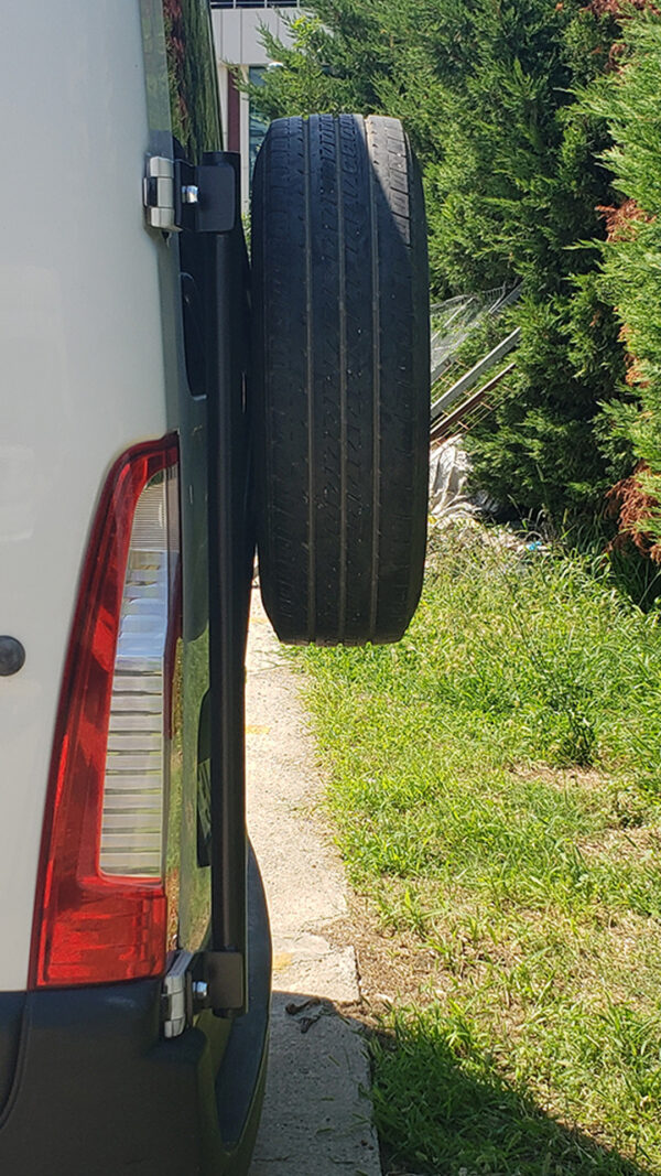 Karavan Stepne Taşıyıcı